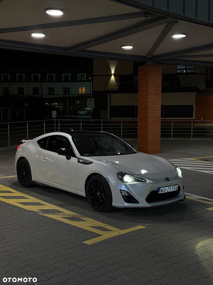 Toyota GT86 2.0 Prestige - 2