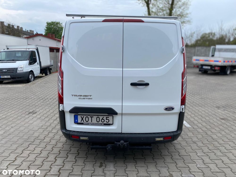 Ford TRANSIT CUSTOM - 6