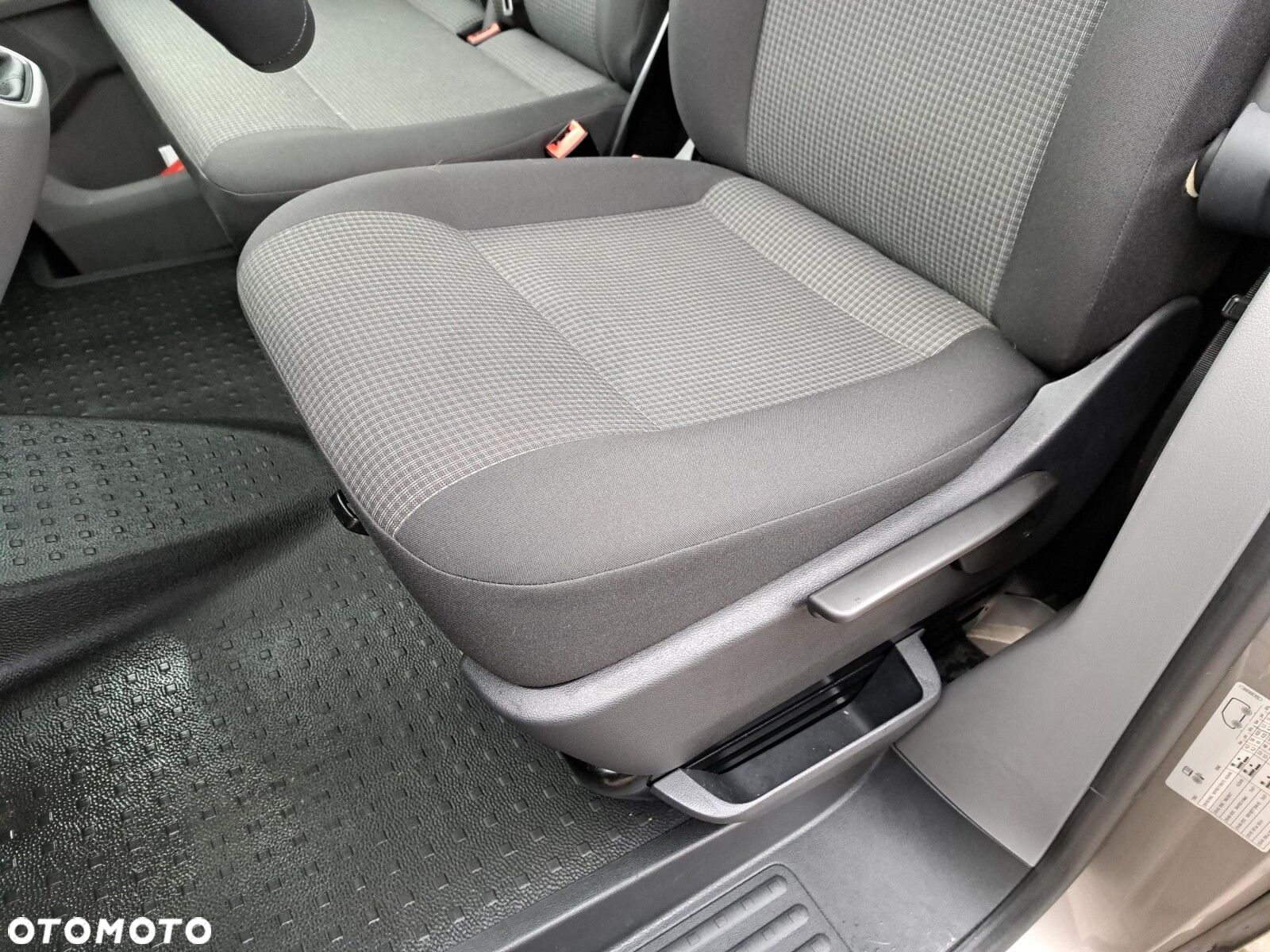 Volkswagen Transporter - 18
