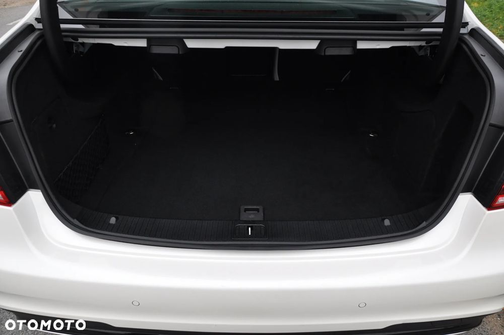 Mercedes-Benz Klasa E 350 BlueTEC 4-Matic Avantgarde - 36
