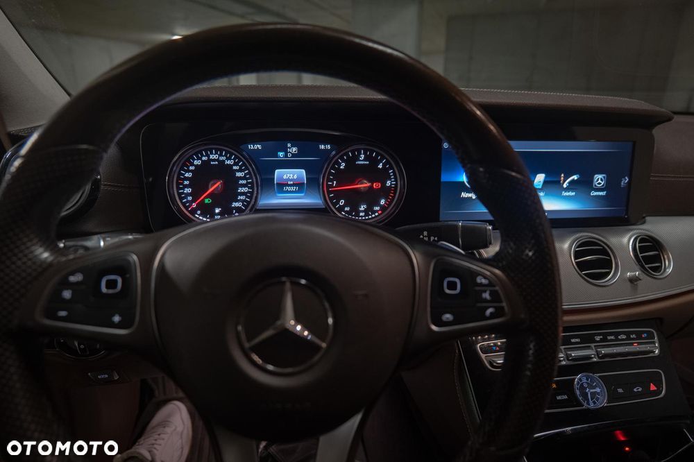 Mercedes-Benz Klasa E 220 d Business Edition 9G-TRONIC - 9