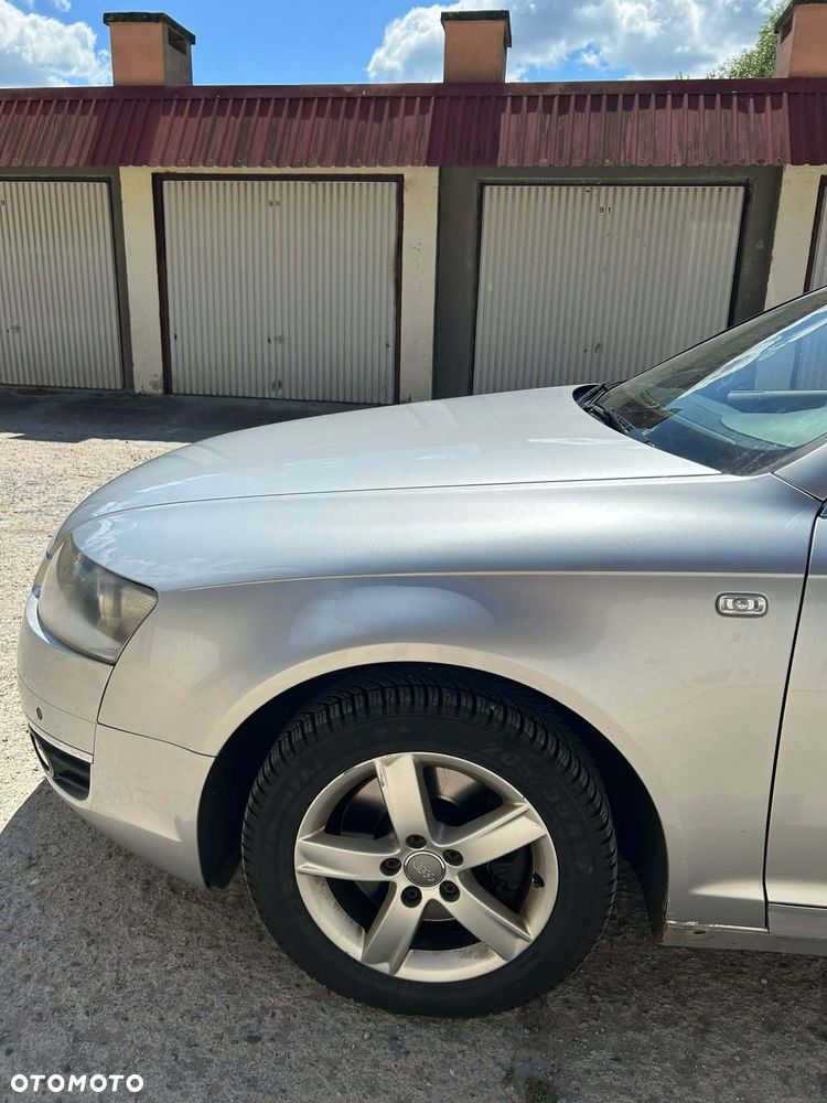 Audi A6 Limousine 2.4 - 5