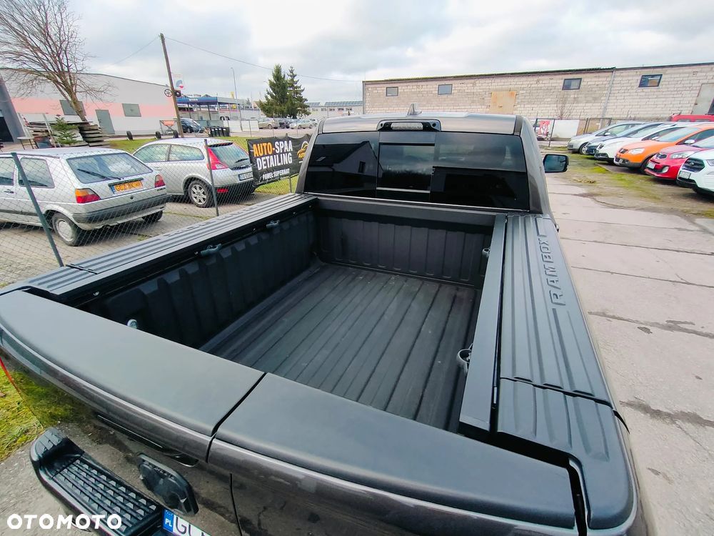 RAM 1500 Crew Cab Limited - 8