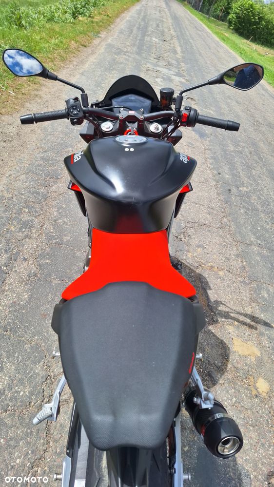 Aprilia Tuono - 8