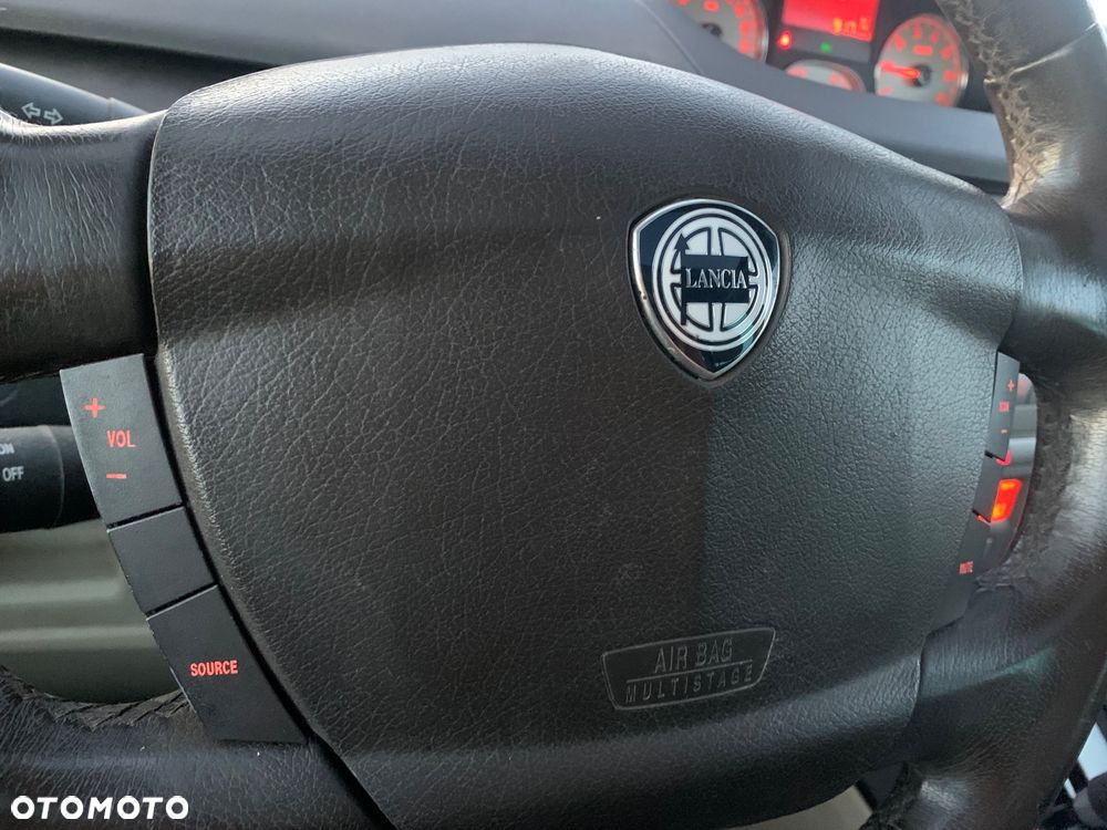 Lancia Musa 1.4 16v Automatik Gold - 25