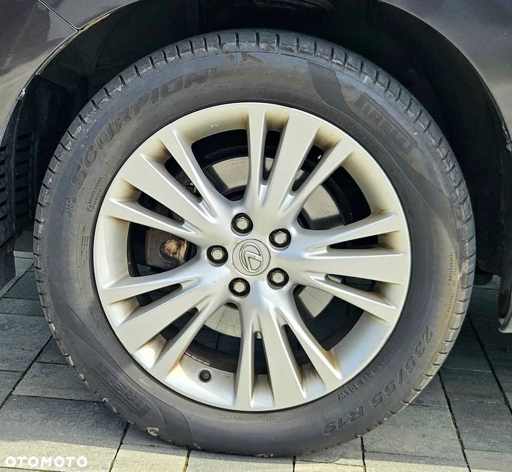 Lexus RX - 17