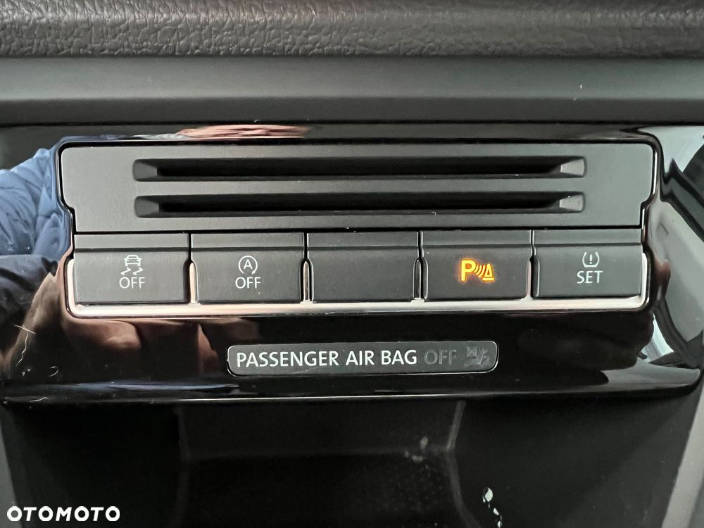 Volkswagen Sharan 2.0 TDI Comfortline - 25