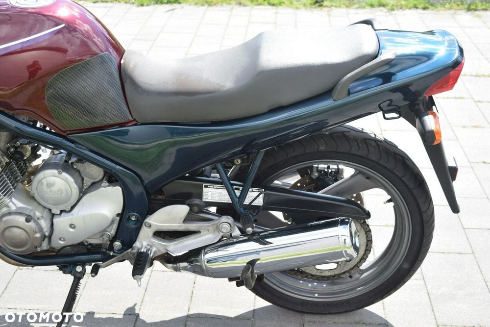 Yamaha XJ - 6