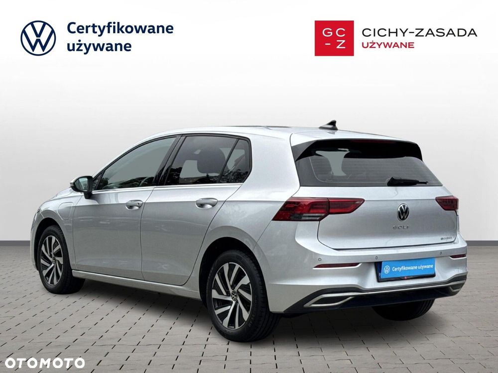 Volkswagen Golf VIII 1.4 TSI Plug-In Hybrid Style DSG - 3