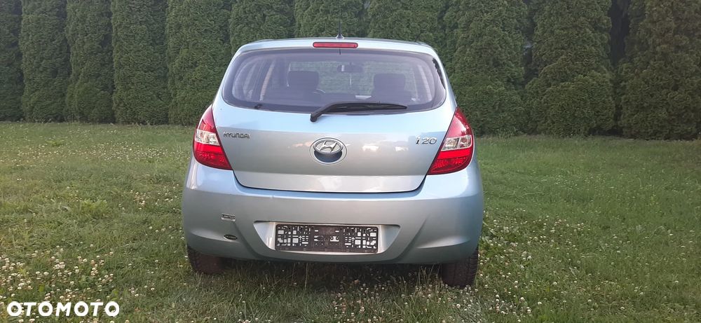 Hyundai i20 - 16