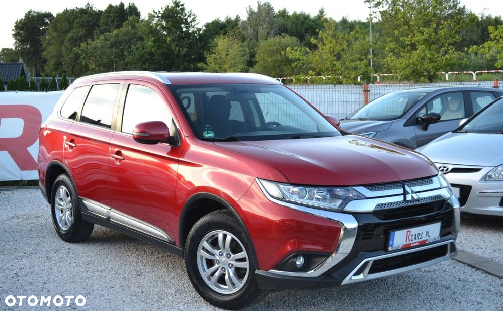 Mitsubishi Outlander 2.0 Intense + 2WD - 11