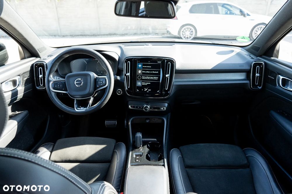 Volvo XC 40 D3 AWD R-Design - 10
