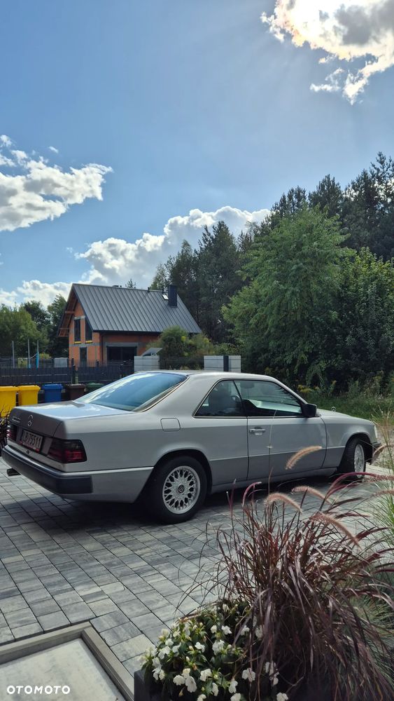 Mercedes-Benz W124 (1984-1993) - 15