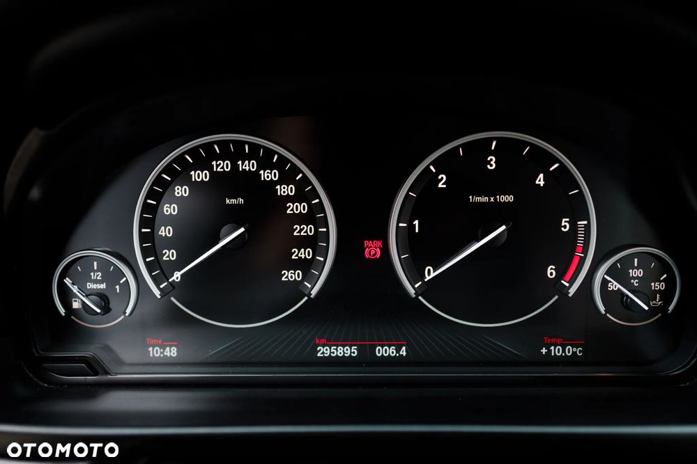 BMW Seria 5 - 24