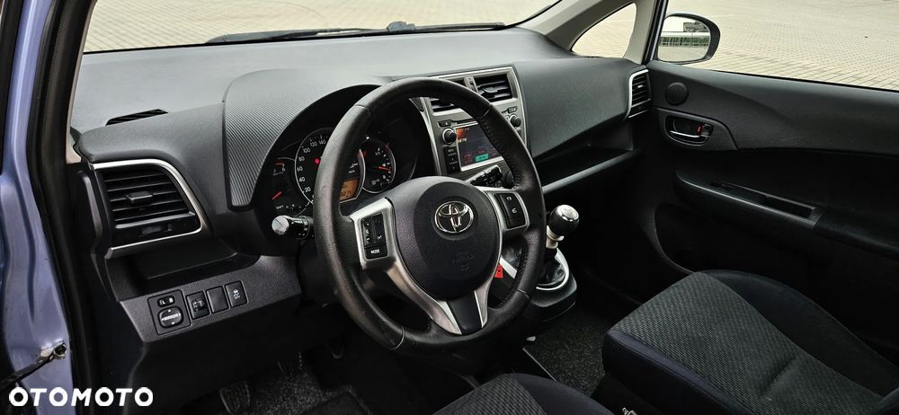 Toyota Verso S 1.4 D-4D Premium - 6