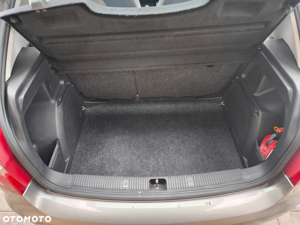 Skoda Fabia 1.2 12V Ambiente - 16