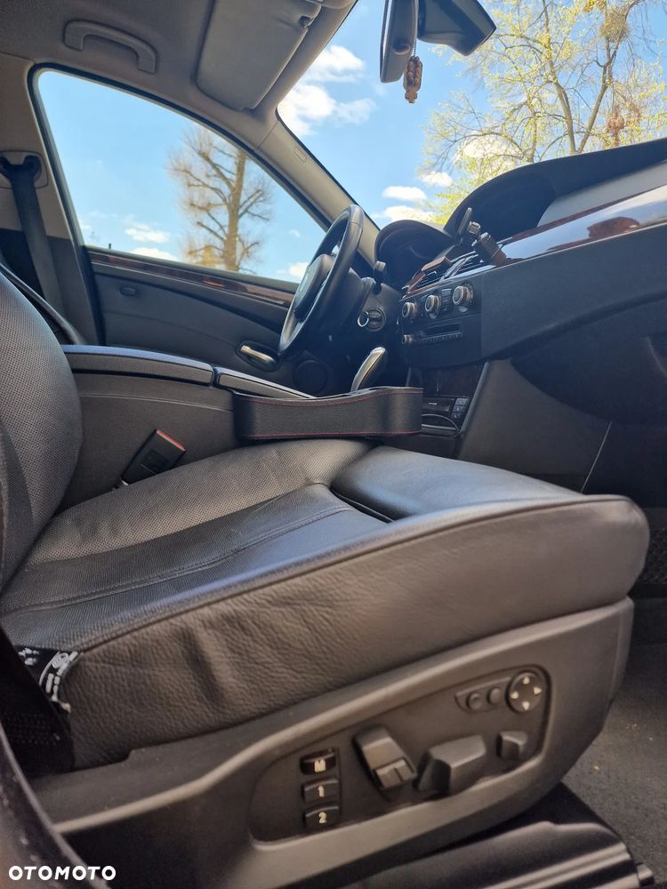 BMW Seria 5 530d Edition Exclusive - 17