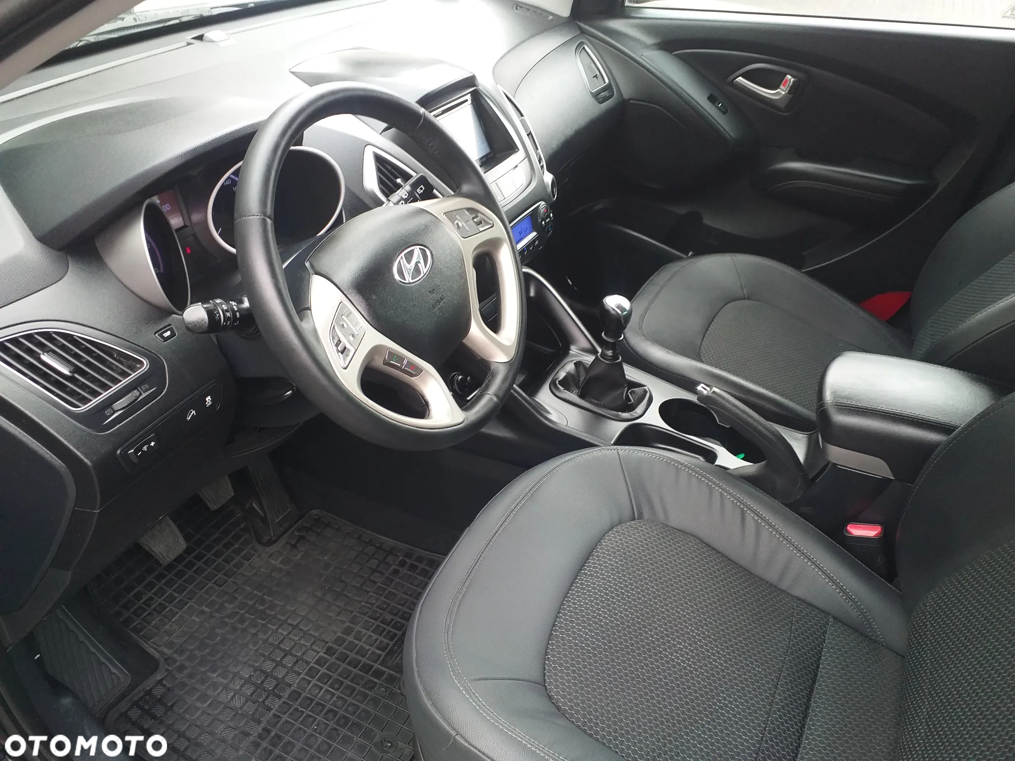 Hyundai ix35 2.0 CRDi Premium 2WD - 13