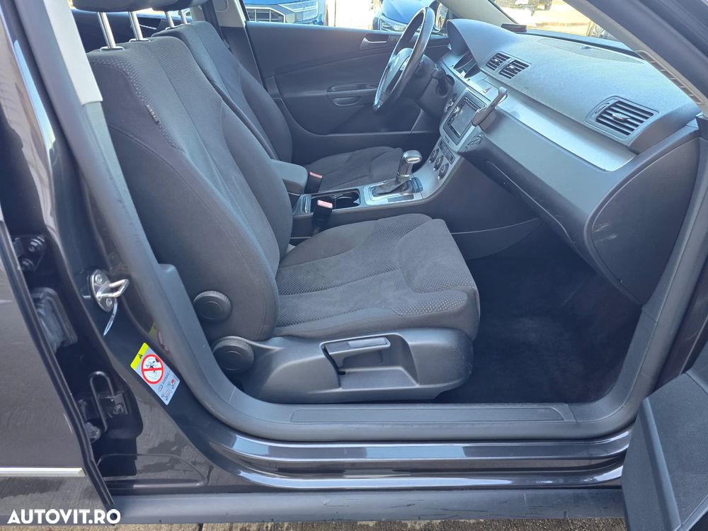 Volkswagen Passat 2.0TDI Comfortline DPF DSG - 20