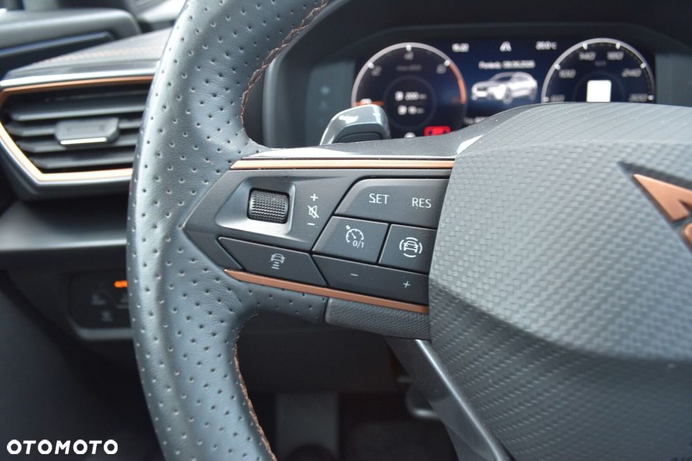 Cupra Formentor 1.4 e-Hybrid DSG - 14