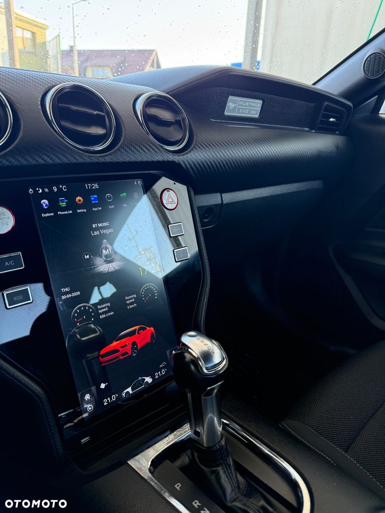 Ford Mustang 3.7 V6 - 8