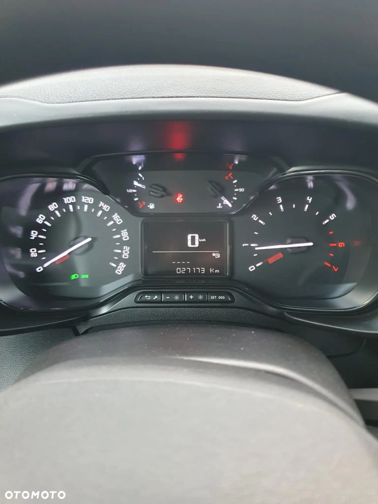 Toyota Proace City - 17