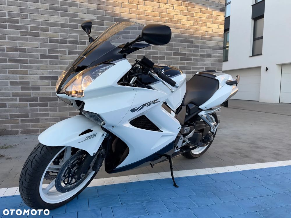 Honda VFR - 20