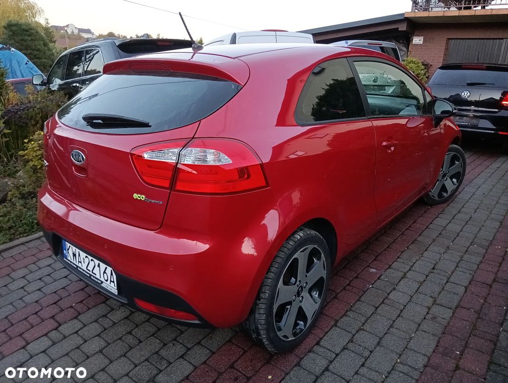 Kia Rio 2012 photo 5
