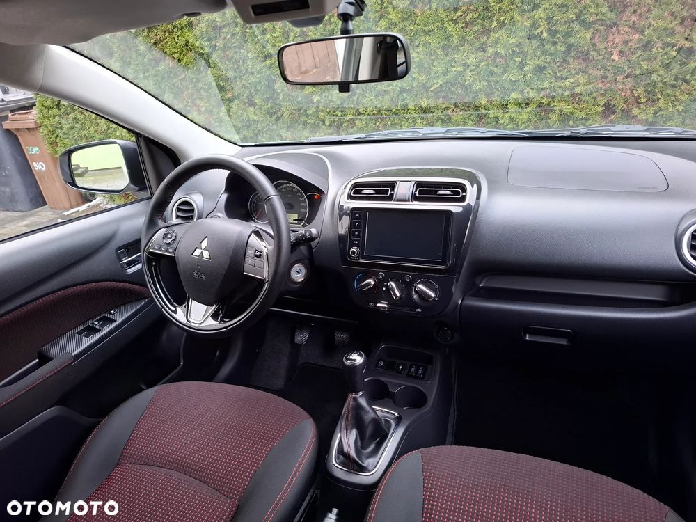 Mitsubishi Space Star - 15