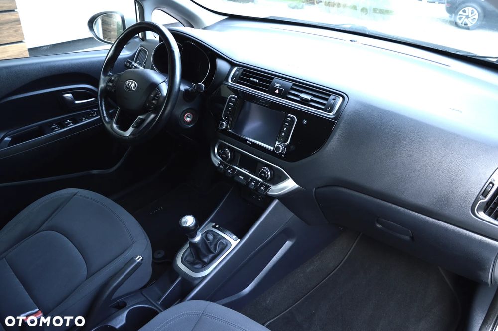 Kia Rio 1.2 Business Line - 14