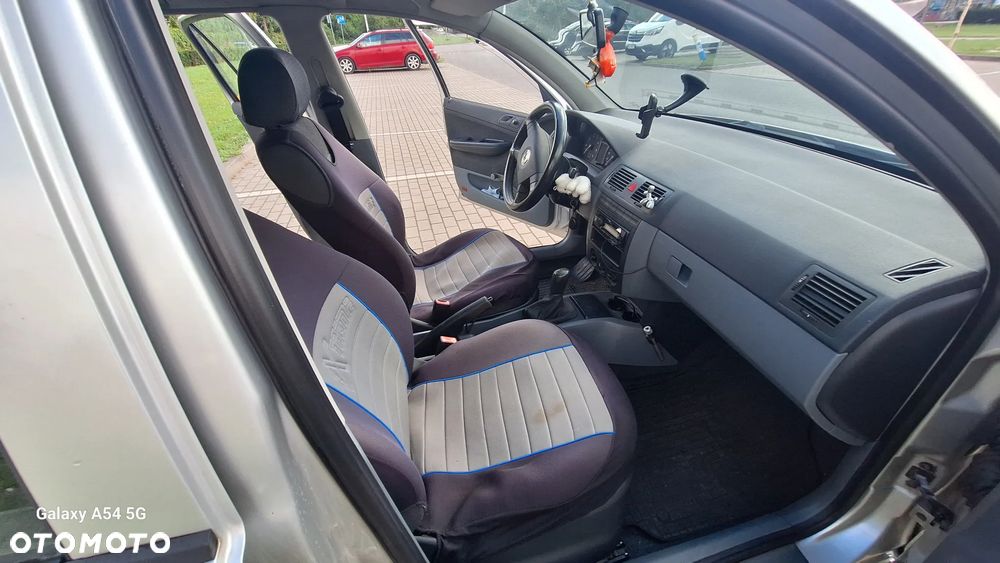 Skoda Fabia 1.4 16V Classic - 16