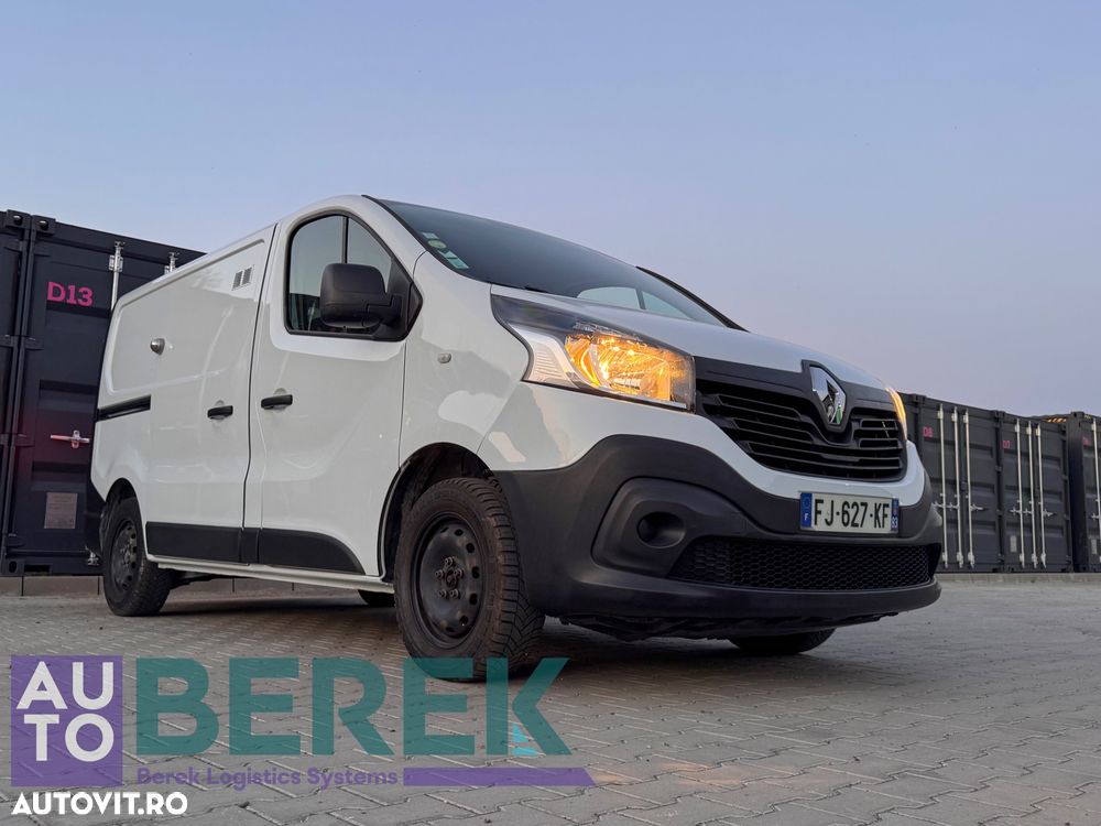 Renault Trafic - 18