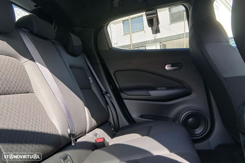 Nissan Juke 1.0 DIG-T N-Connecta - 16