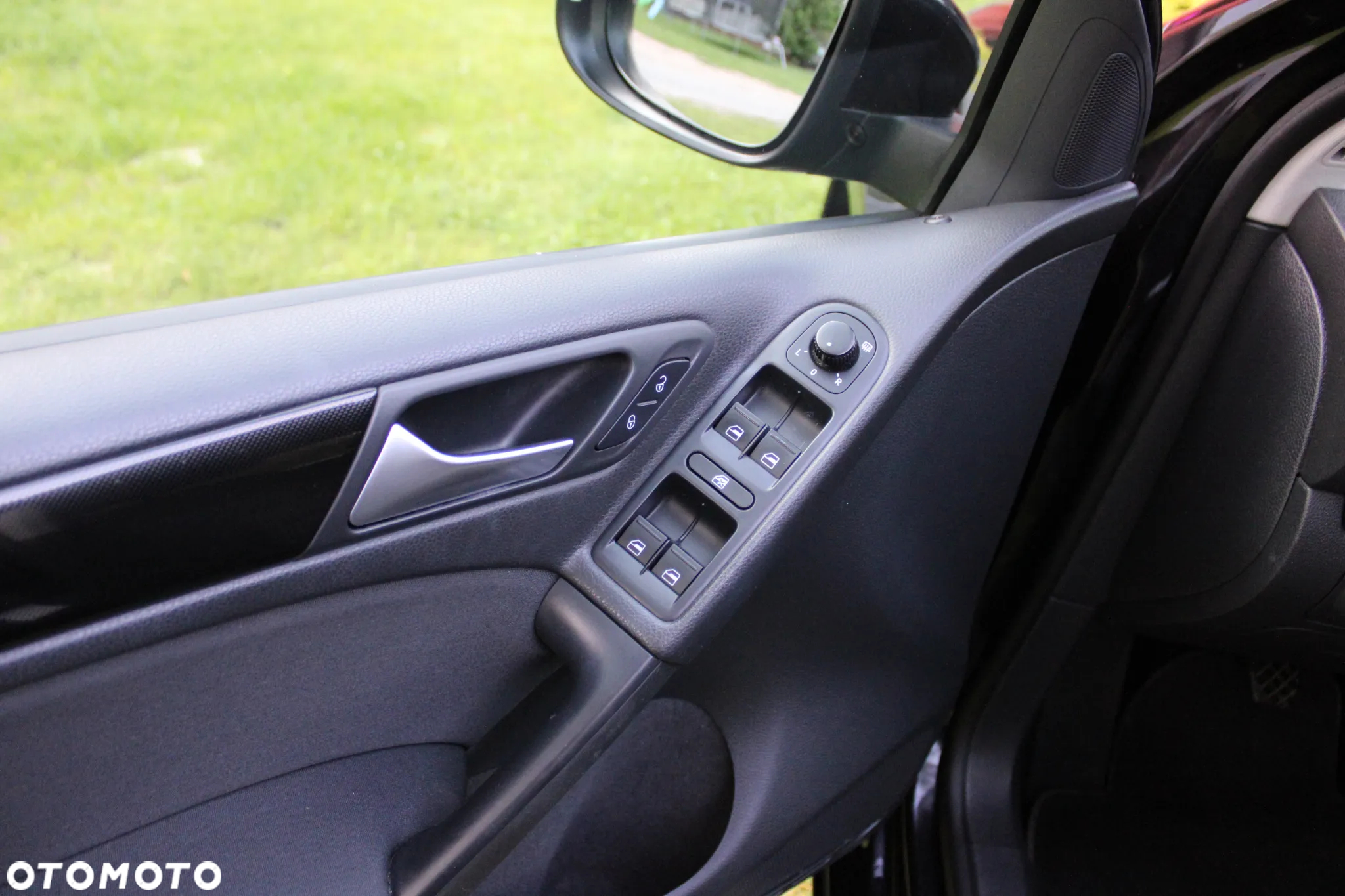 Volkswagen Golf 1.6 Comfortline - 27