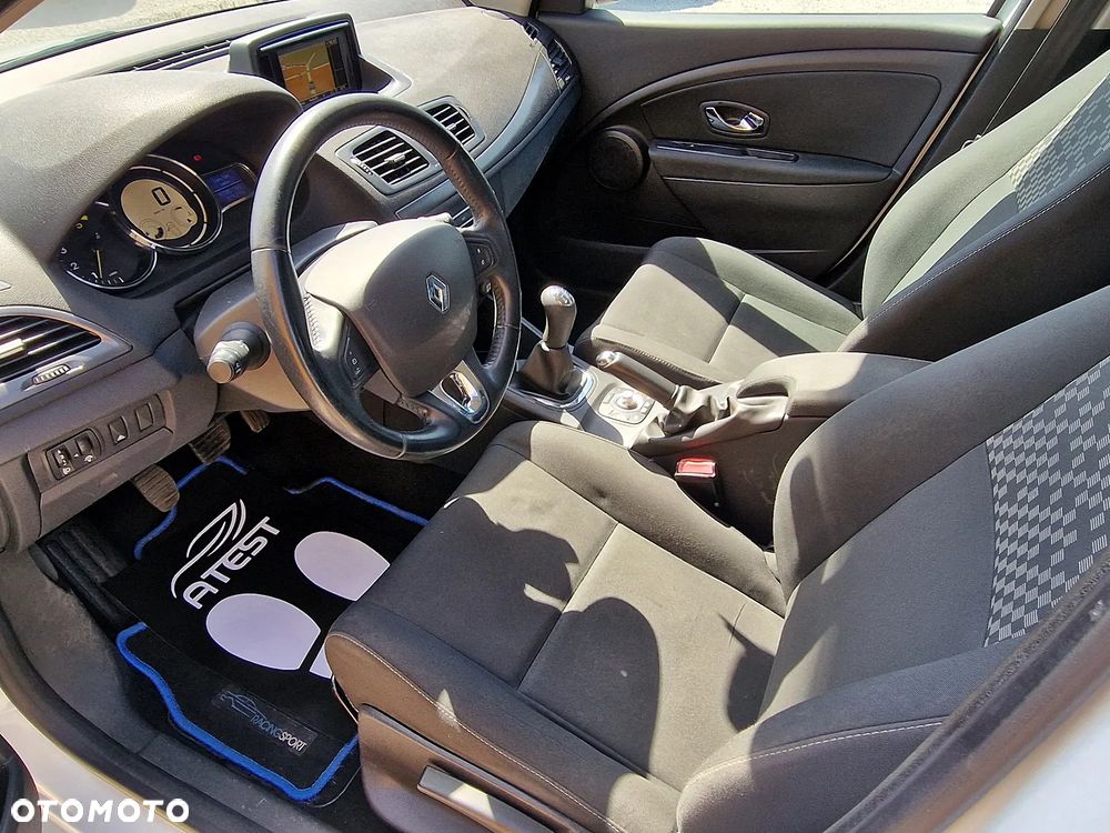 Renault Megane 1.5 dCi Expression - 8