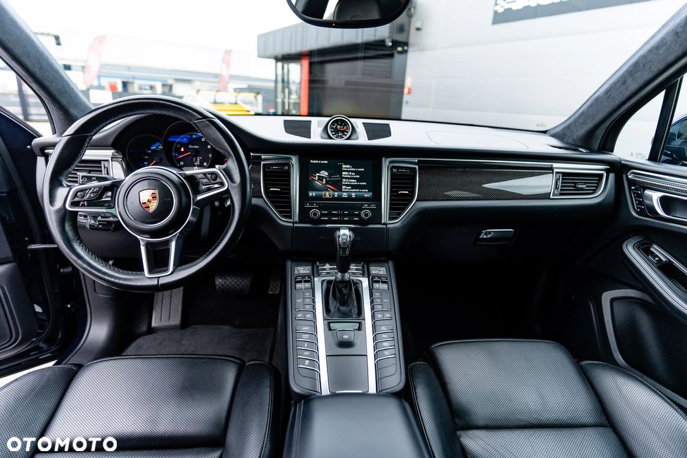 Porsche Macan Turbo PDK - 26
