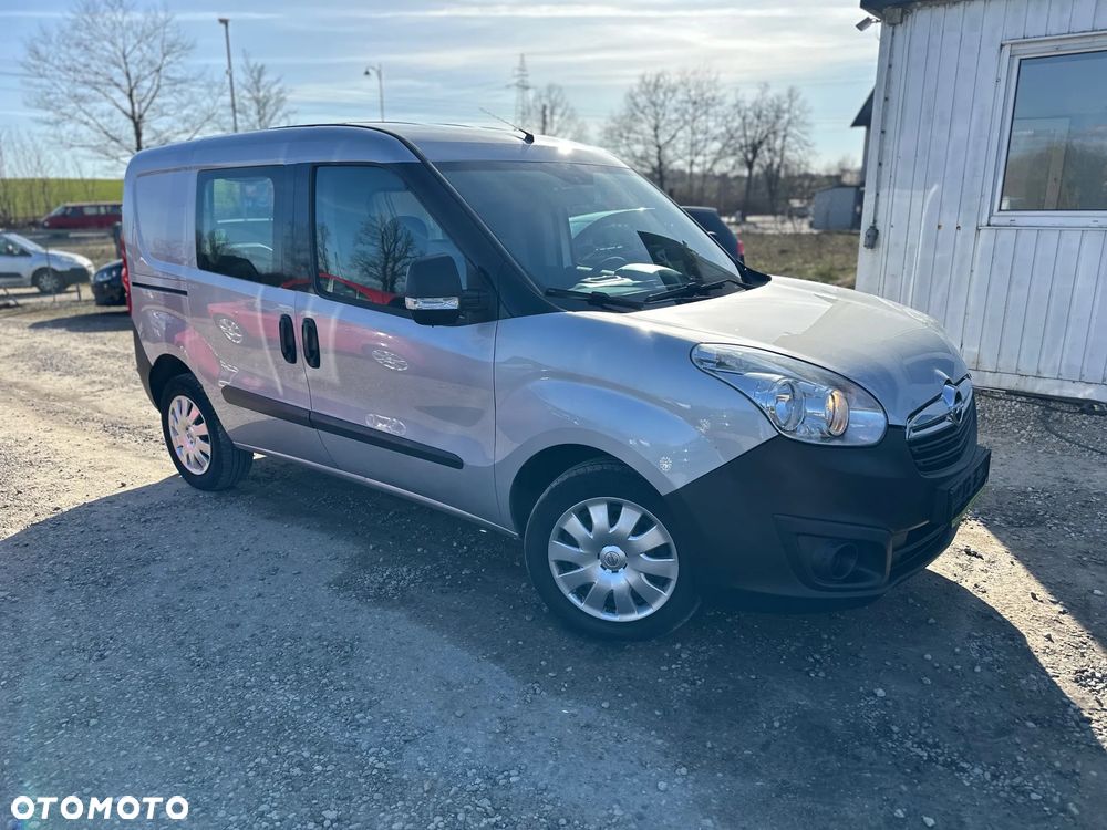 Opel Combo - 1
