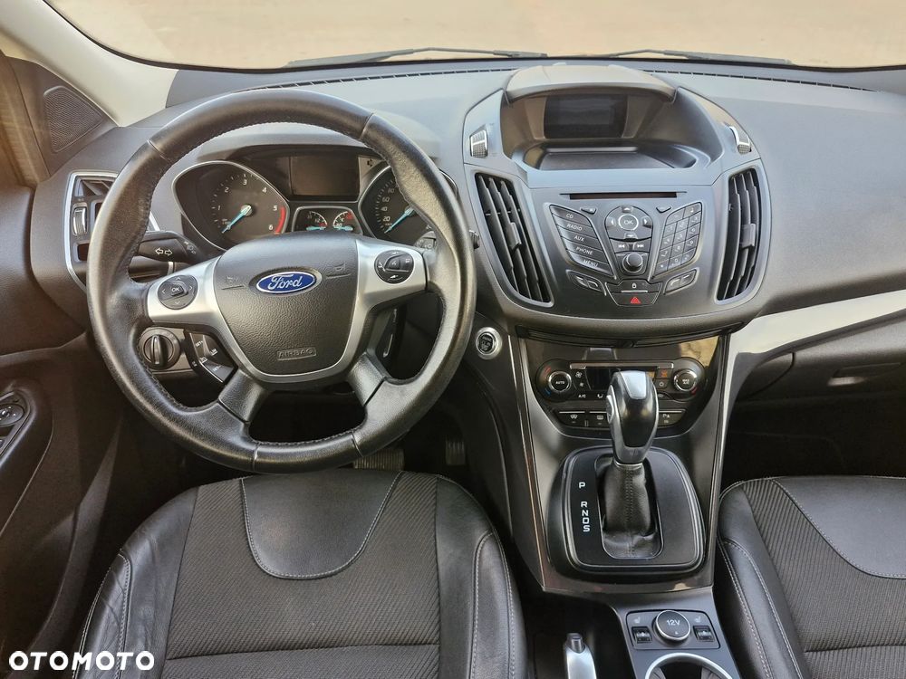 Ford Kuga 2.0 TDCi 4x4 Titanium - 21