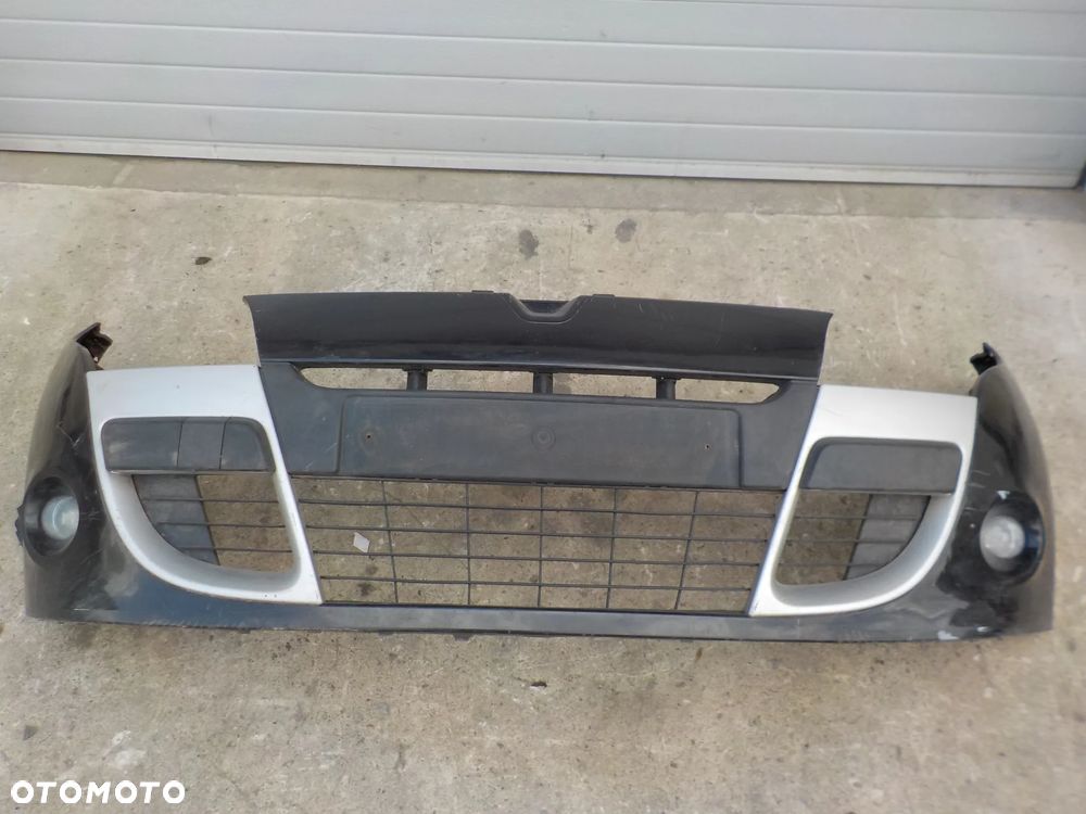 RENAULT MEGANE III COUPE ZDERZAK PRZÓD - 1