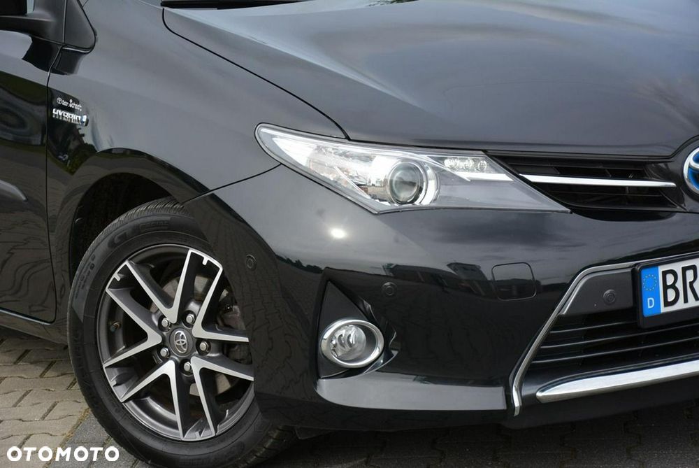 Toyota Auris Hybrid 135 Premium - 8