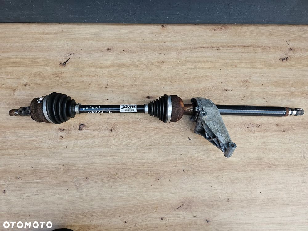 PÓŁOŚ PRAWA DŁUGA KOMPLETNA OPEL INSIGNIA A 1.4 TUBRO A14NET 22796274 AATK