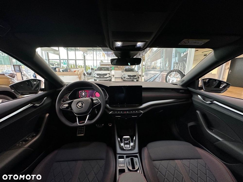 Skoda Octavia 2.0 TSI RS DSG - 9