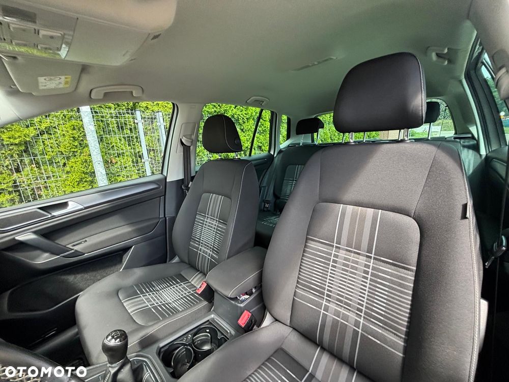 Volkswagen Golf Sportsvan - 20