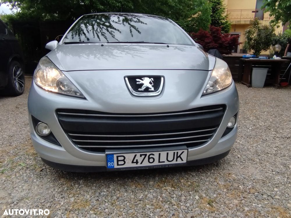 Peugeot 207 1.6 HDI Premium - 1