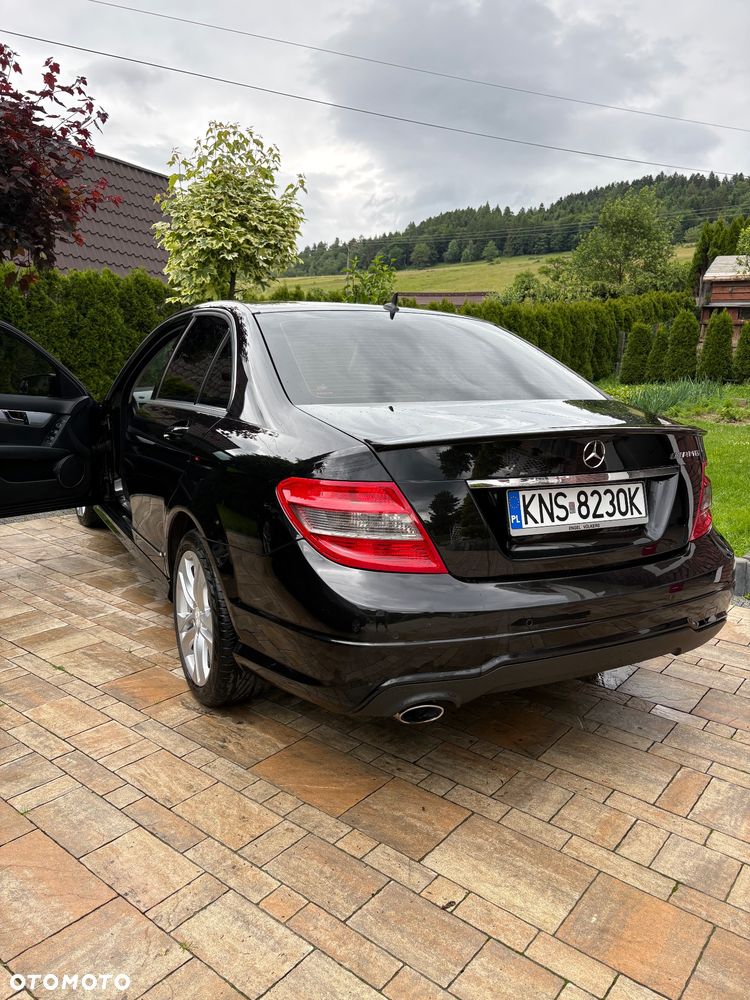 Mercedes-Benz Klasa C 250 CDI BlueEff Avantgarde 4-Matic - 1