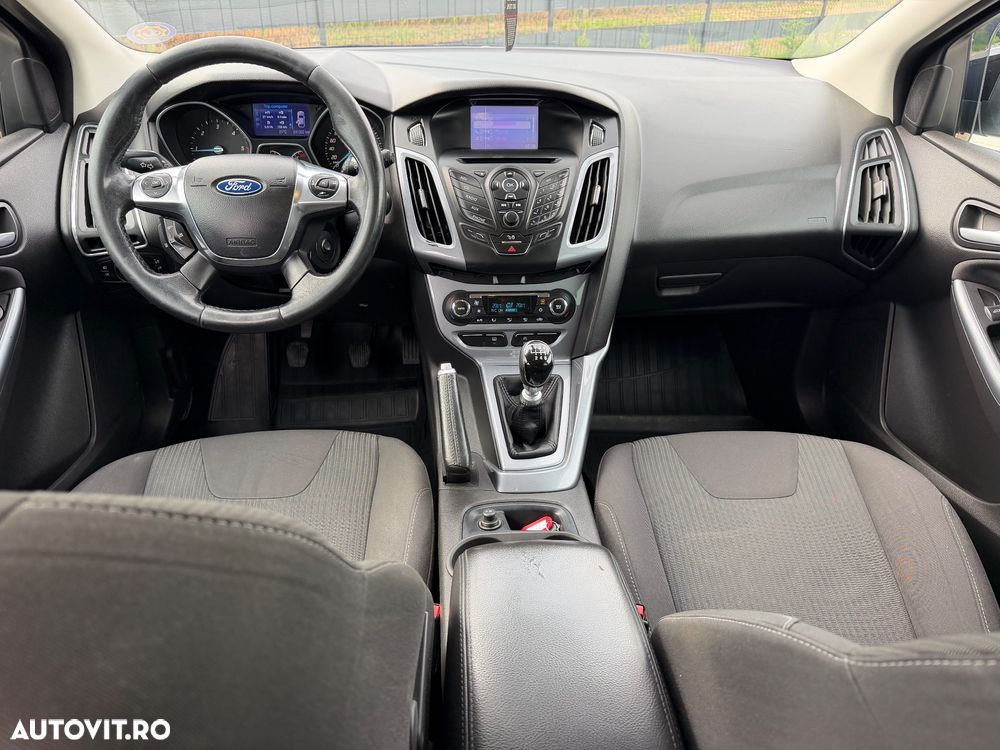 Ford Focus - 9
