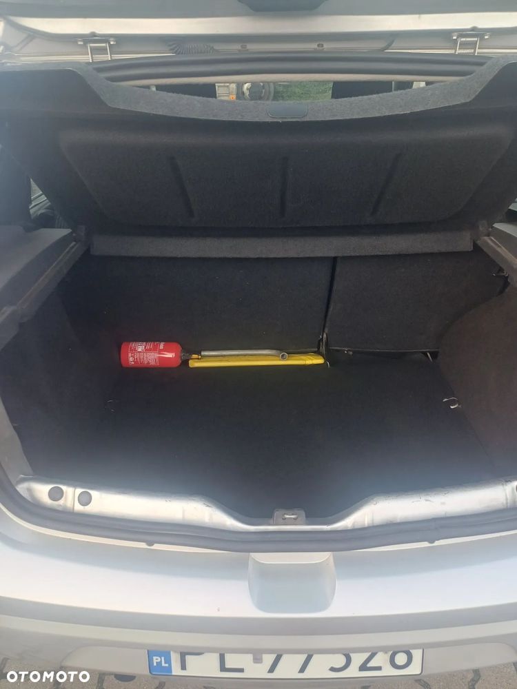Dacia Sandero - 7