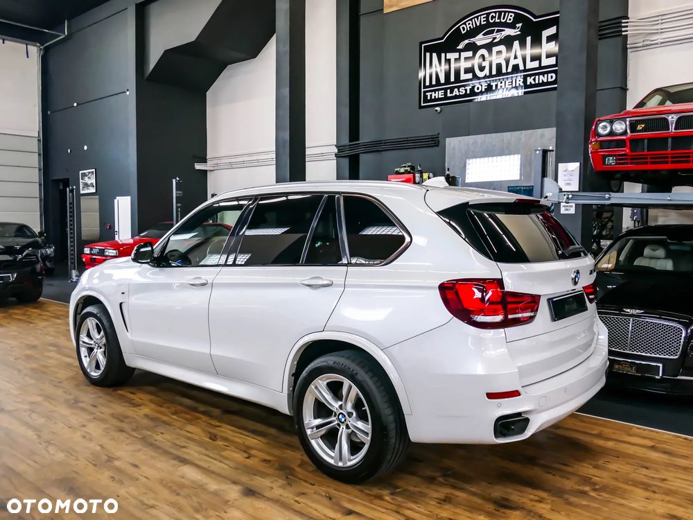 BMW X5 M M50d Sport-Aut - 6