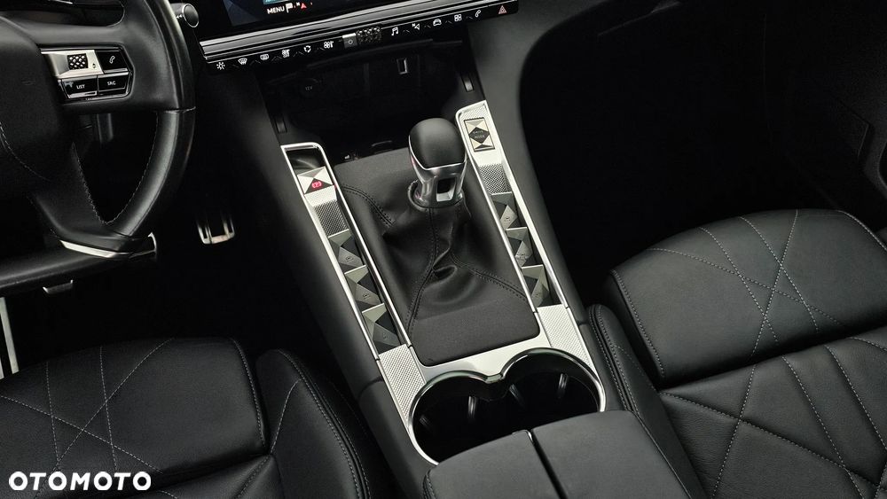 DS Automobiles DS 7 Crossback - 29