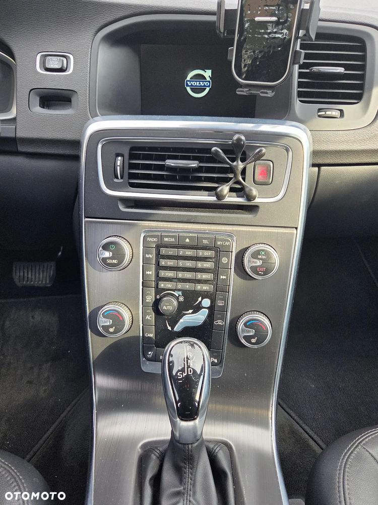 Volvo S60 2.5 T5 AWD - 7